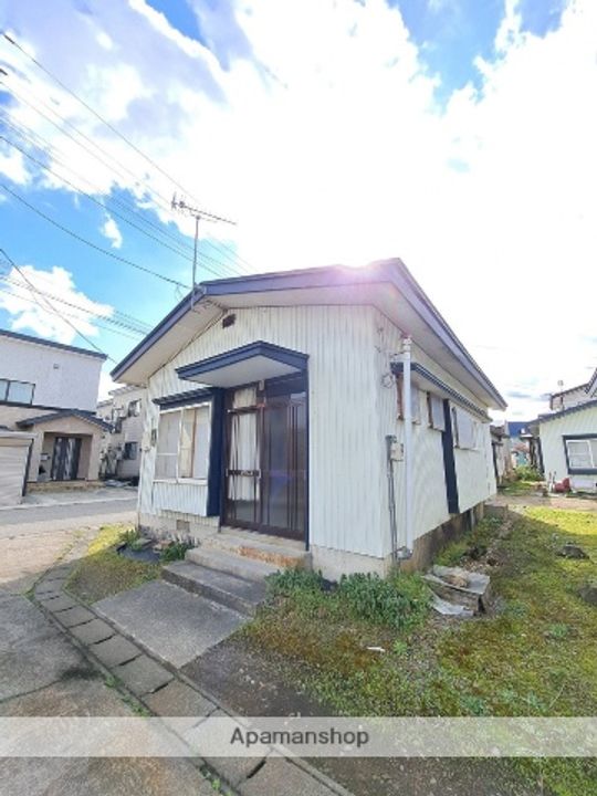 秋田県大仙市大曲飯田町(一戸建)の賃貸物件戸建ての外観