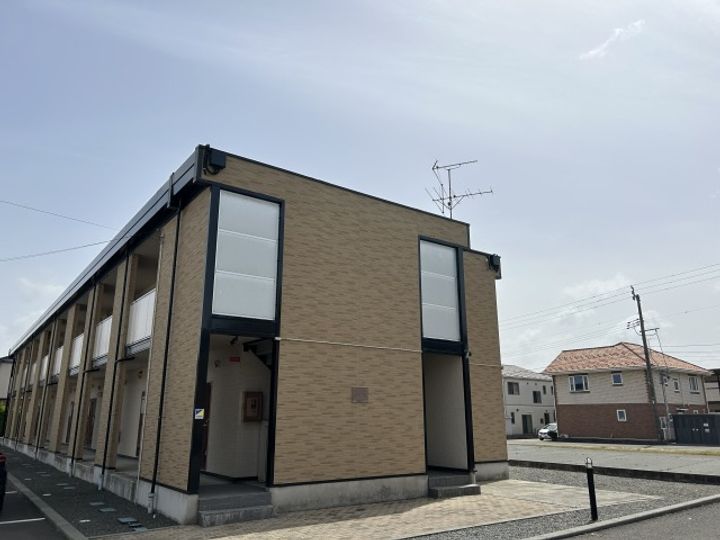 レオパレス御所野108の外観