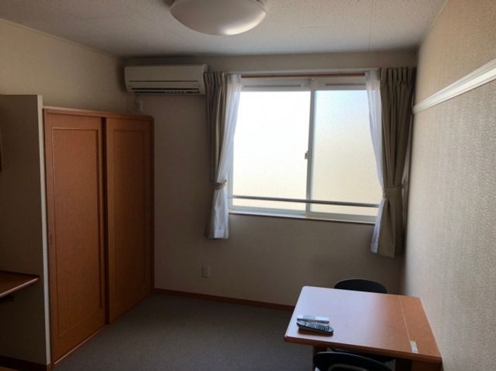 レオパレス東松島206の居間