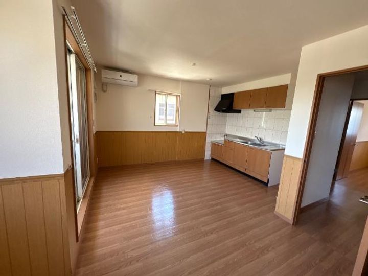 エクセレントプレイスⅠ203の居間