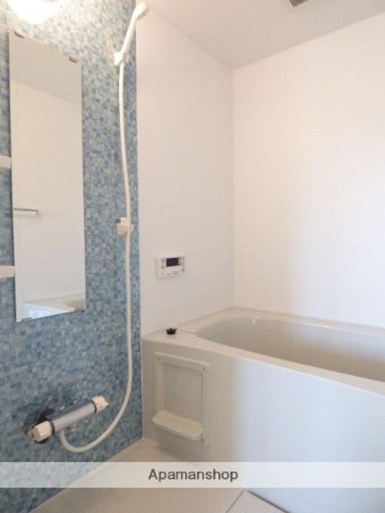 B1APARTMENT202の風呂