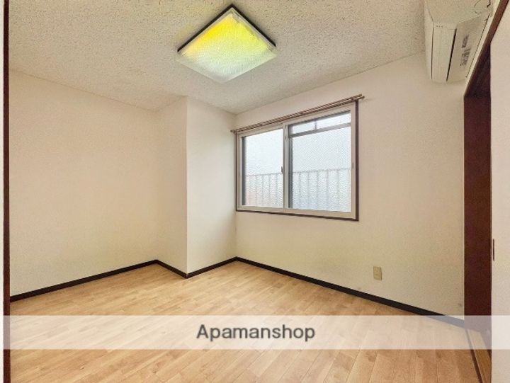 ロイヤルマンション205の内装