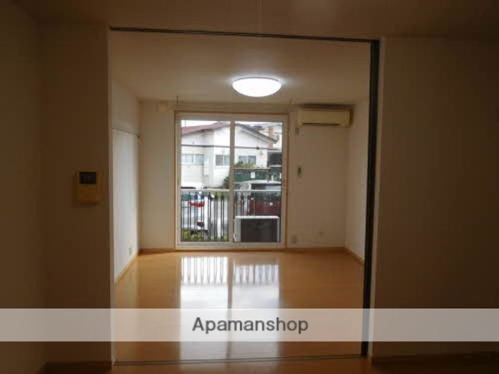 グランシャリオ カペラの居間