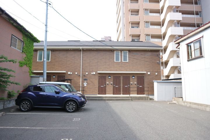 グランモア千秋105の外観