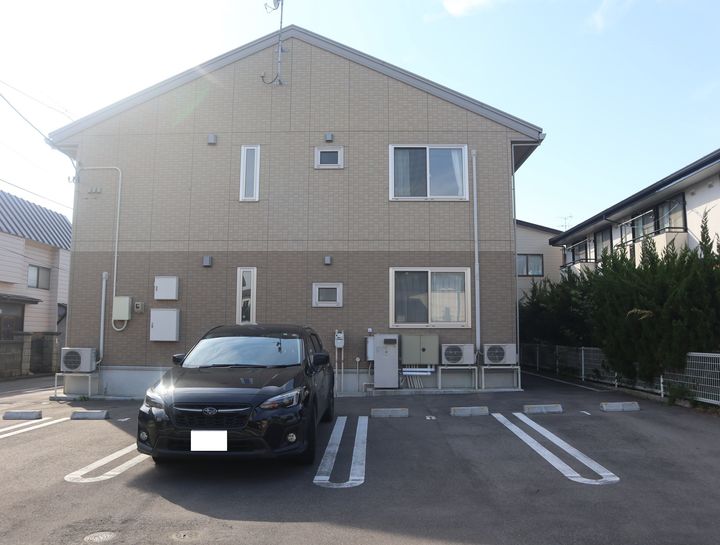 セジュールシスバトー203の外観