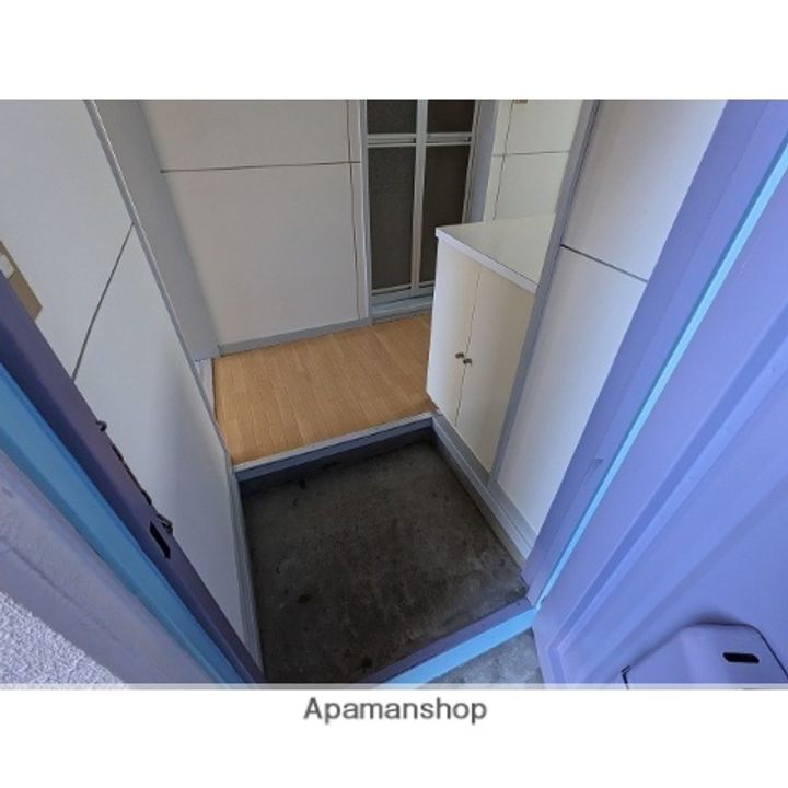 コーポ蜂屋の玄関