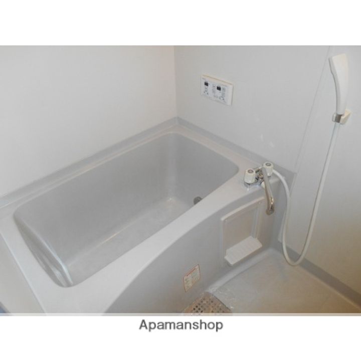 アークシティ花楯 D棟201の風呂