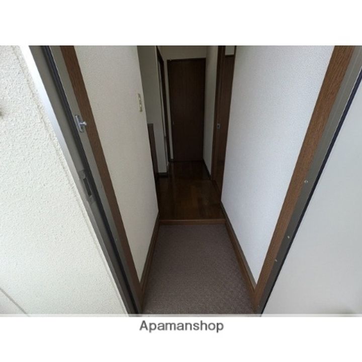 ライフステージ長町203の玄関