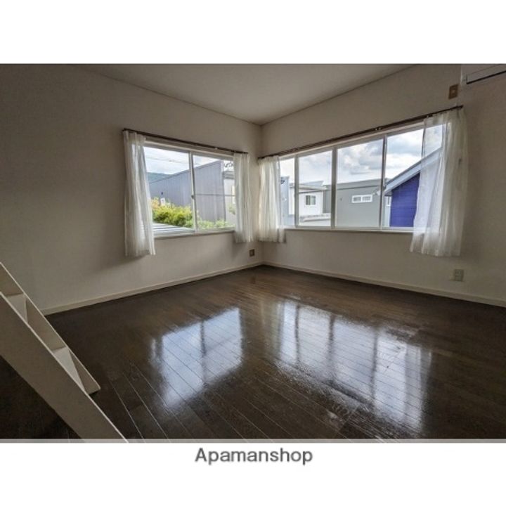 ザ・フューチャーハウス103の居間