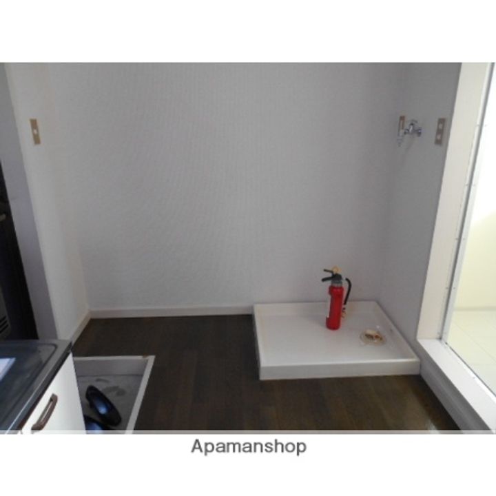 ザ・フューチャーハウス103の玄関