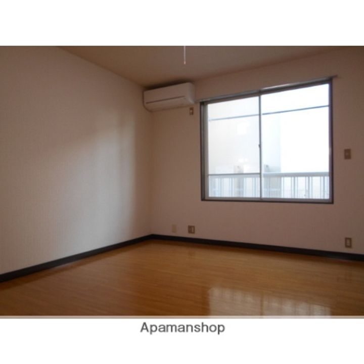 メゾン桜田(桜田西)A205の居間