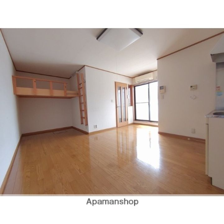 メゾン・ラフォーレGの居間