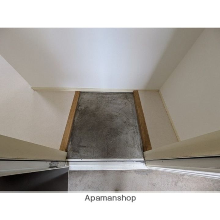 ハピネス(柏木町)201の玄関