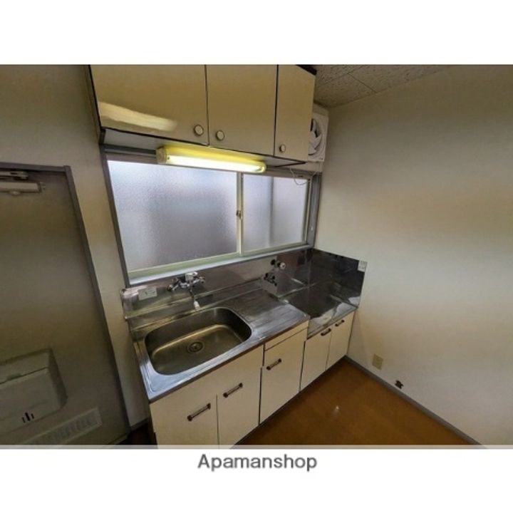 アーバンハイツ(東根市)106のキッチン