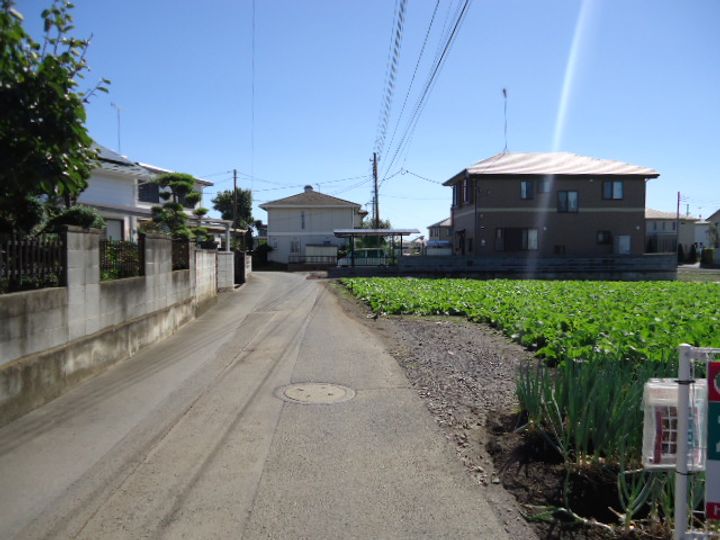 アルページュの周辺
