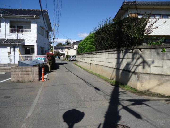 アルページュの周辺