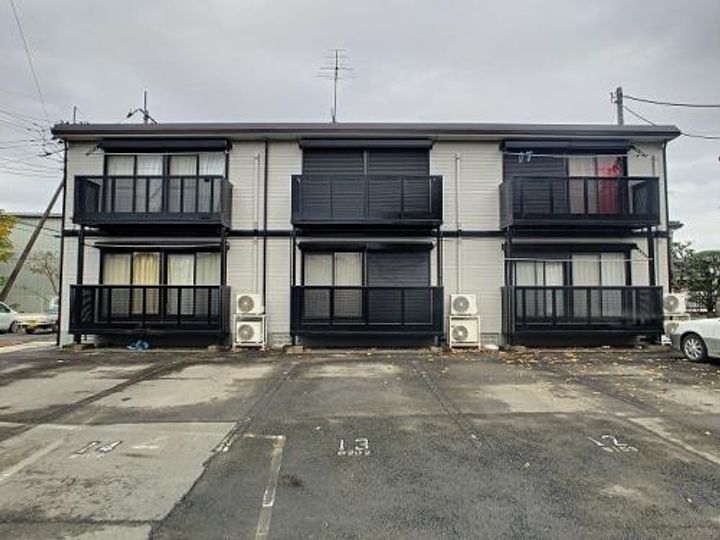 ラフォーレB棟202の外観