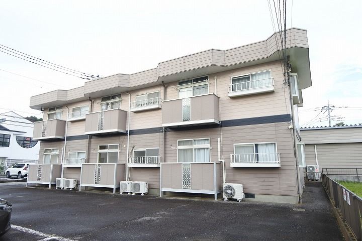 エルディム東郷の外観