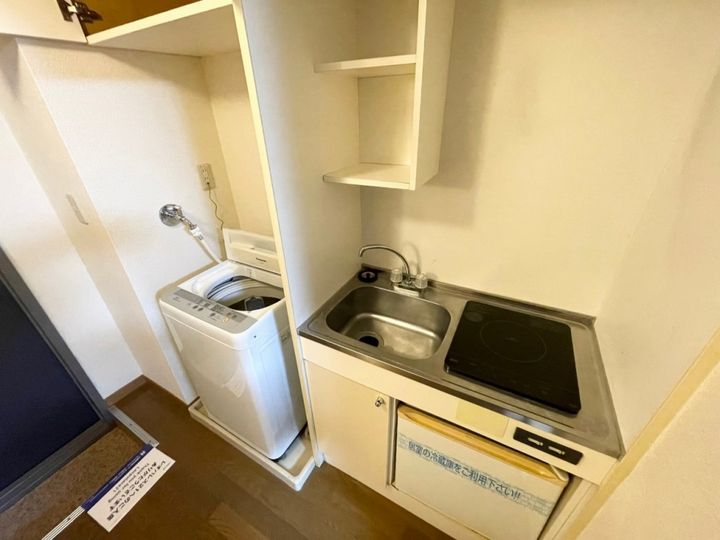 レオパレスクール204のキッチン