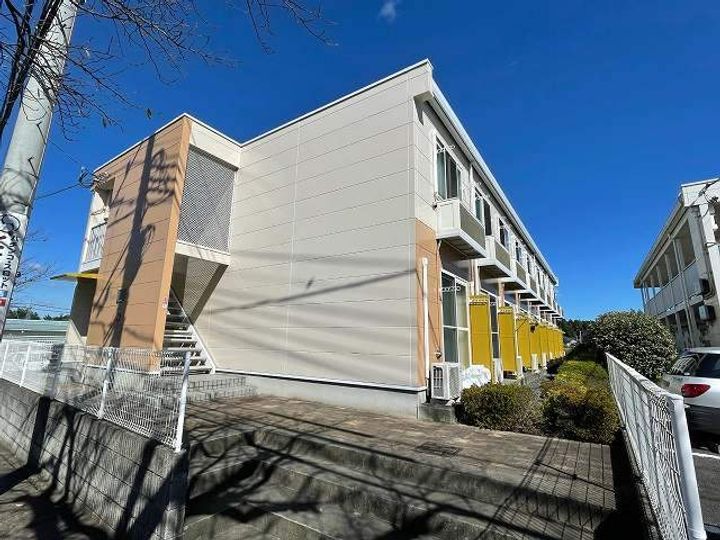 レオパレスボヌール橘の外観