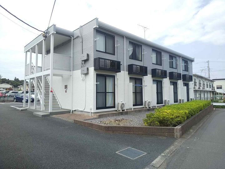 レオパレスグローリー207の外観