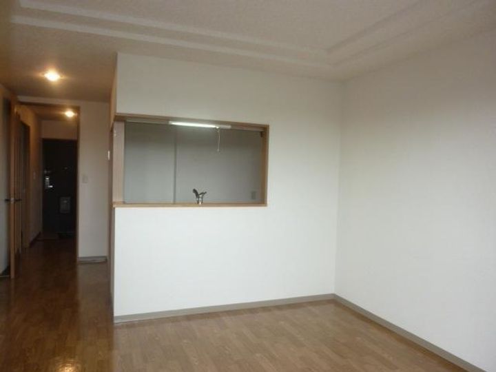 レジデンス南台の居間