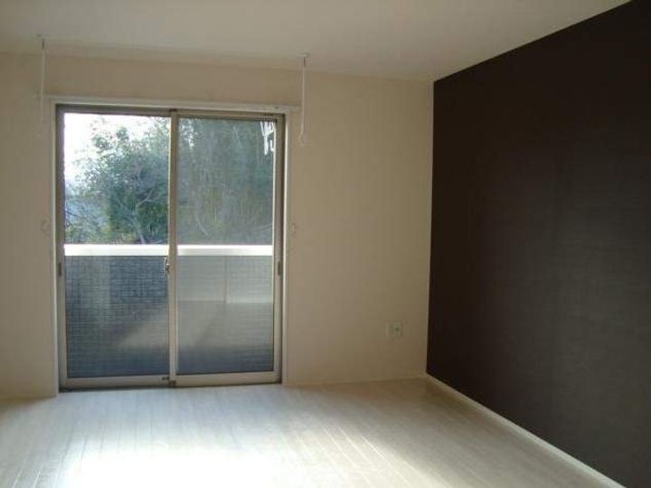 コモド ピノ Ⅳの居間