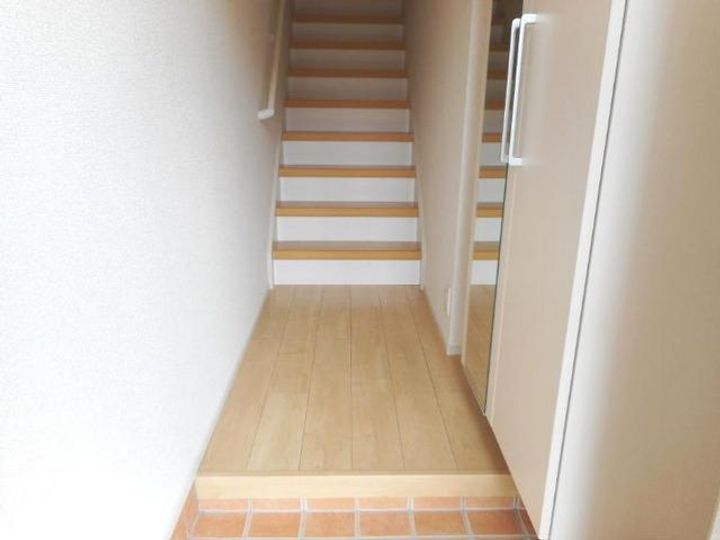 アイステージの玄関