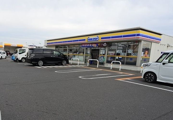 ポルト・ボヌールの周辺