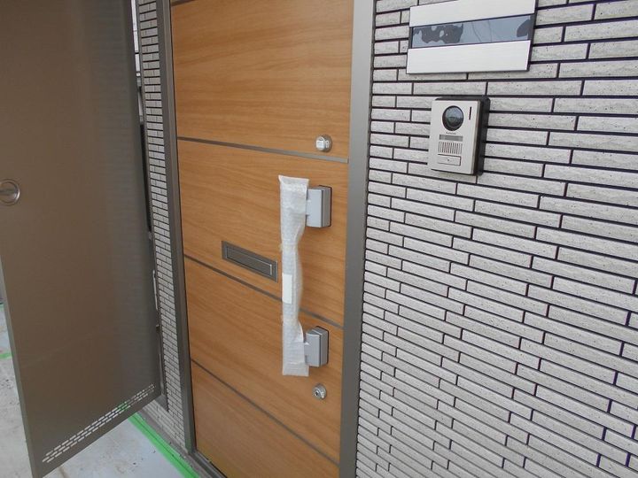 フェリーチェ107号室の玄関