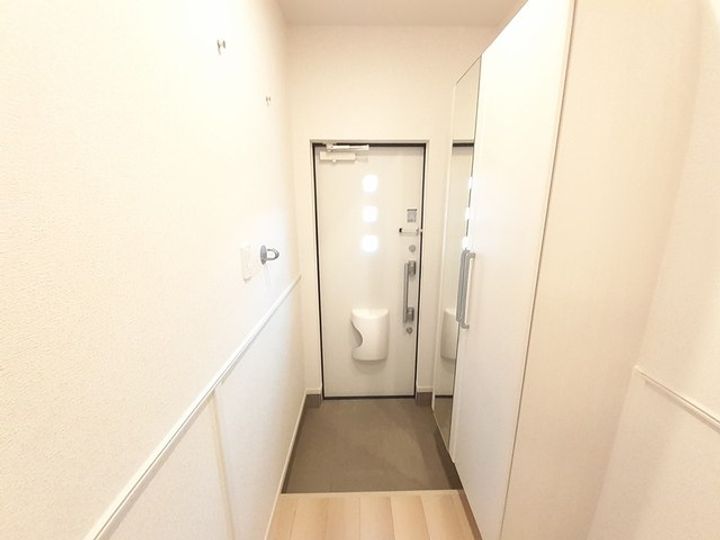 レジデンシアBの玄関