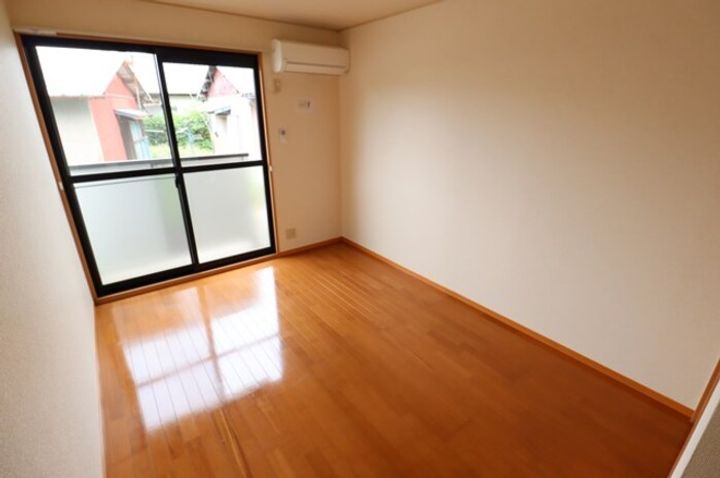 レジデンス西根の居間