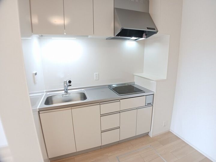 エトワール Bのキッチン