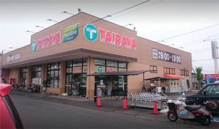 LA FRAISE Bの周辺