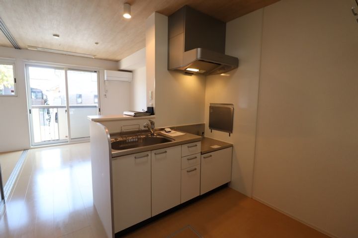 カトルセゾン藤ヶ丘103のキッチン