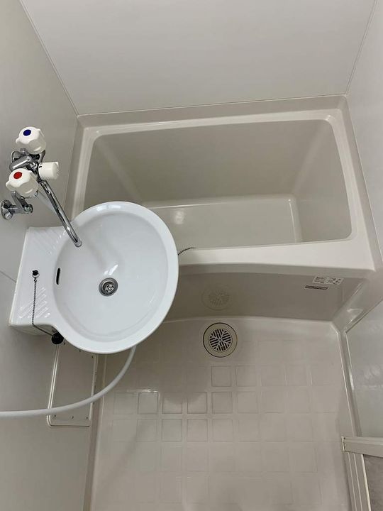 レオパレス守谷中央の風呂