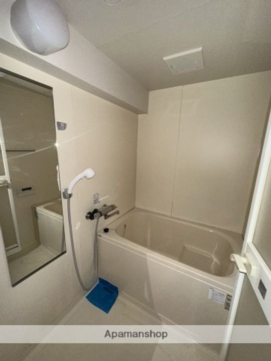 クロワサンスの風呂