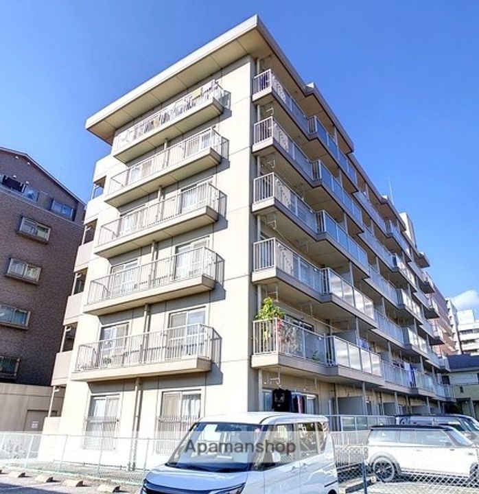 宇都宮東ハイツの外観