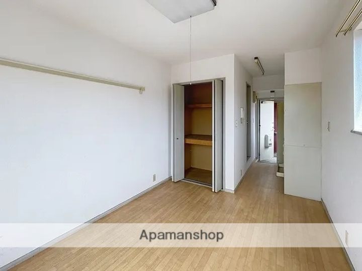 メイプルハイツ(峰)203の内装