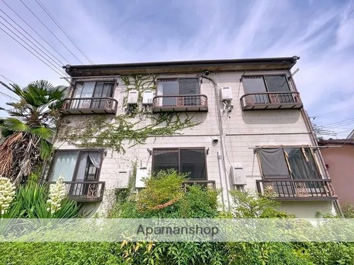 メイプルハイツ(峰)102の外観