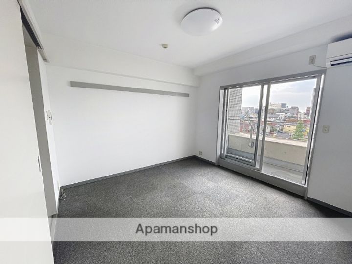 久保井マンションの居間