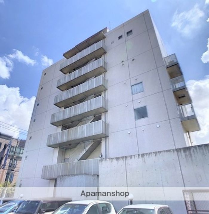 久保井マンションの外観