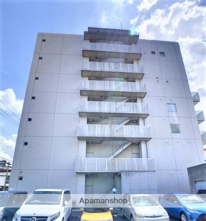 久保井マンションの外観