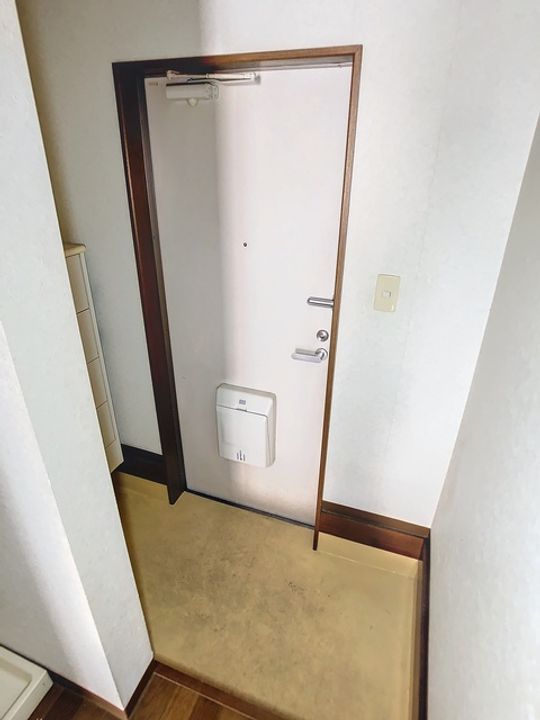 イースタン鶴田3の玄関