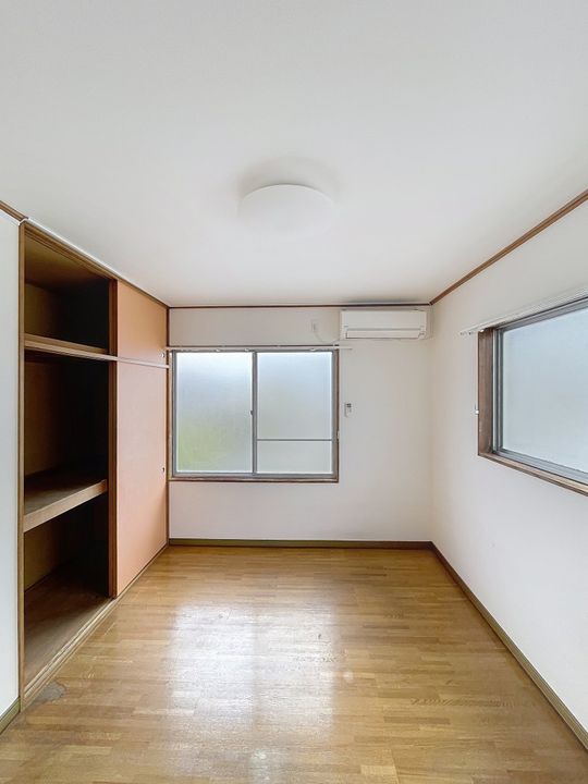 ハイツこやま峰1号棟202の内装