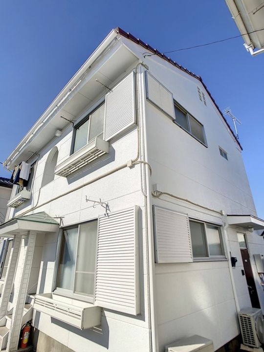 ハイツこやま峰1号棟202の外観