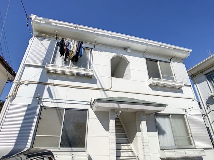 ハイツこやま峰1号棟202の外観