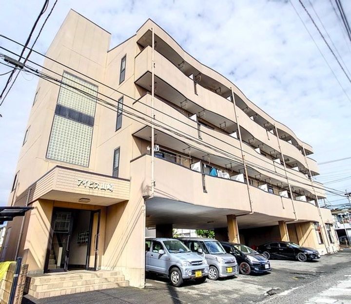 アイビス山崎304の外観