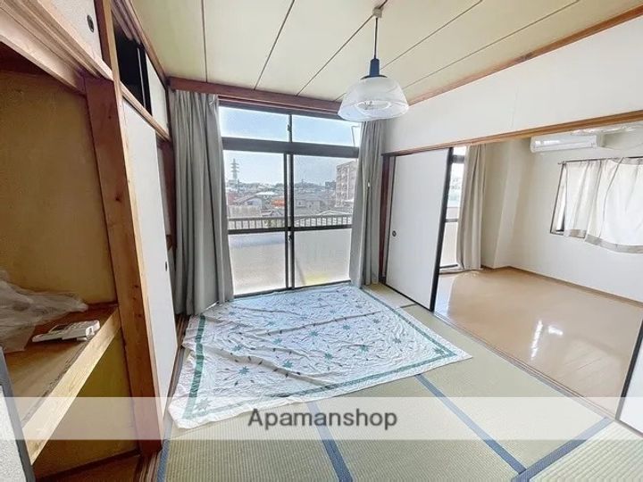 シャンポール双葉301の内装