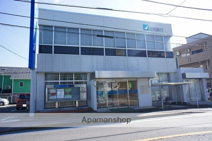 シャンポール双葉301の周辺